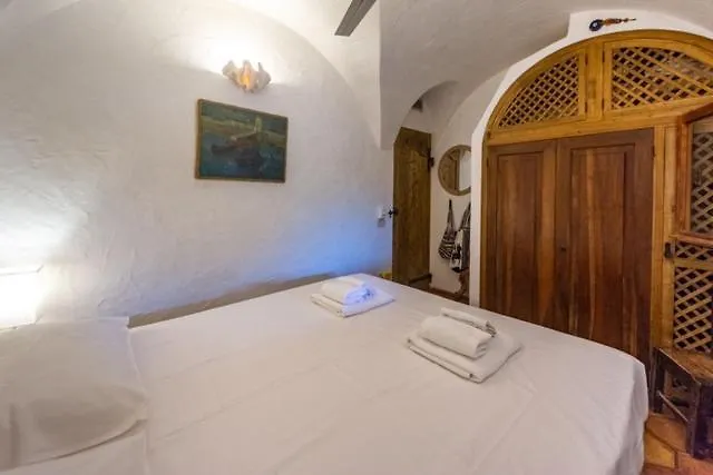 La Muette Cachee - Charming House By The Sea Villaggio Piras
